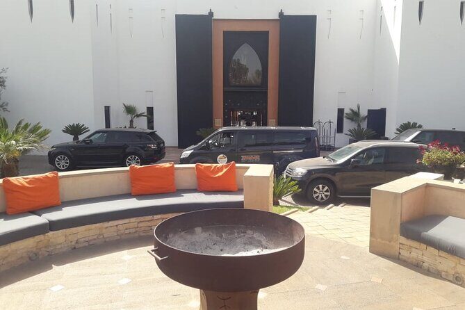 Private transfer from Marrakesh to Essaouira - The Journey Begins: From Marrakech Airport to Essaouira