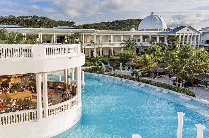 Private Transfer from MBJ Airport to Grand Palladium Hotel - Authenticity and Authentic Experiences