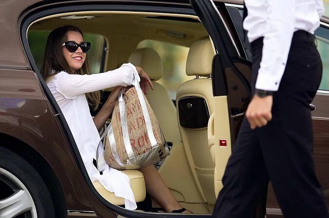 Private Transfer from Miami Hotels to Miami International Airport - Who Should Consider This Service?