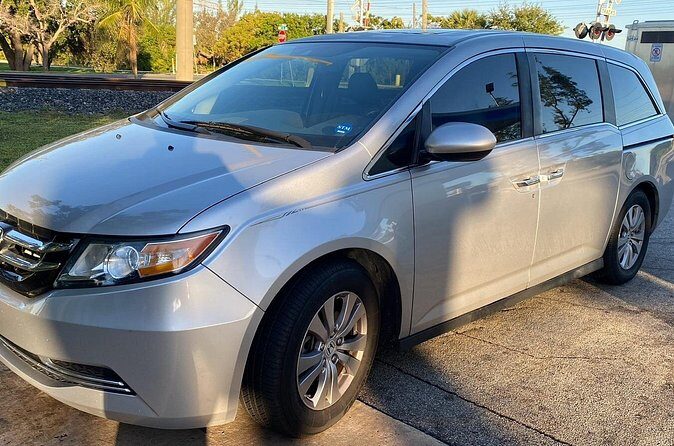 Private Transfer from Momi hotels to Lautoka Cruise Port - The Sum Up
