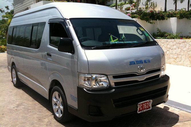 Private Transfer from Montego Bay Airport to Ocho Rios - Key Points
