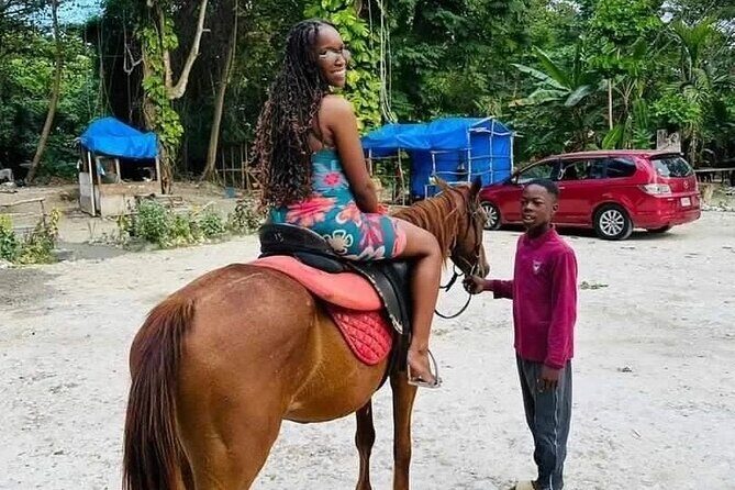 Private Transfer from Montego Bay to Dunns River Falls - FAQs