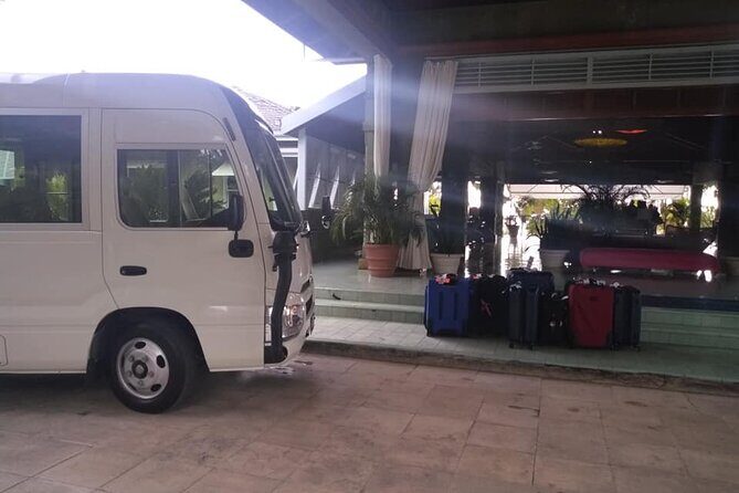 Private Transfer from Negril to Sangster Airport (MBJ) - Overview of the Transfer Experience