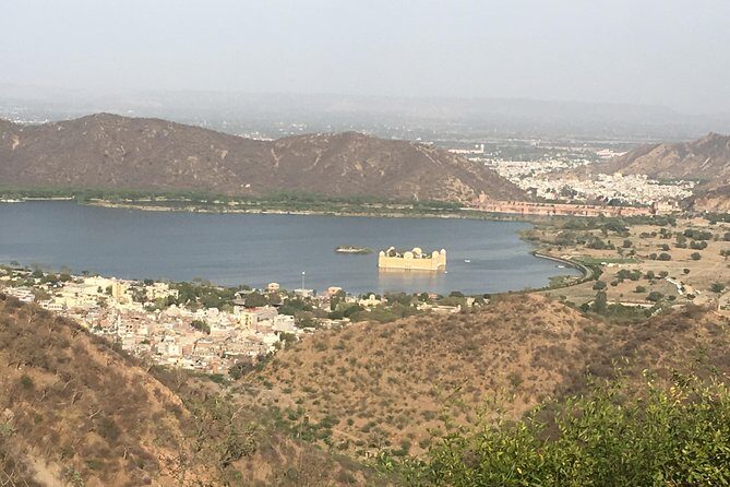 Private Transfer From New Delhi to Jaipur - Who Will Love This Service?
