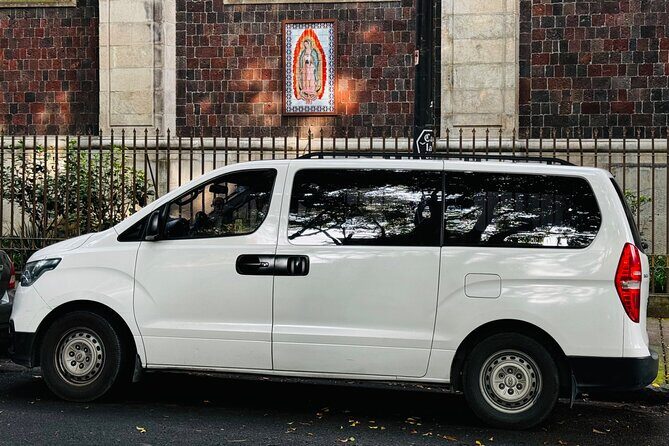 Private Transfer from the Airport to Hotels in Mexico City - The Sum Up