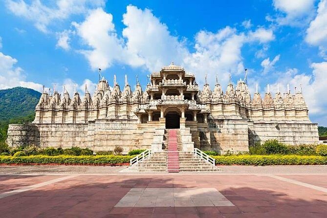 Private Transfer From Udaipur To Jodhpur Via Jain Temple & Kumbhalgarh Fort - A Practical Look at the Udaipur to Jodhpur Private Transfer with Sightseeing