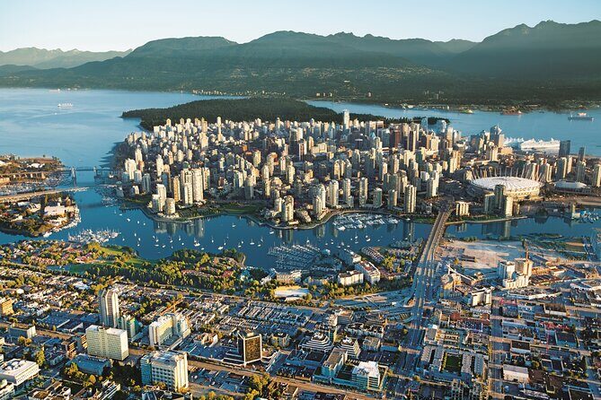 Private Transfer from Vancouver to Vancouver City or Cruise Port - The Vehicle and Comfort