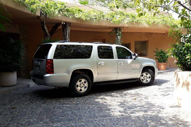 Private Transfer from Zihuatanejo Airport to Zihuatanejo - Key Points