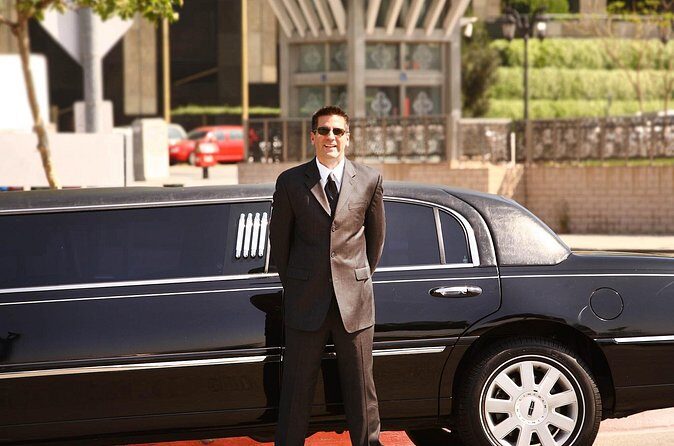 Private Transfer in a Luxury Vehicle to and/or from SAT Airport - Analyzing the Experience: What You Can Expect