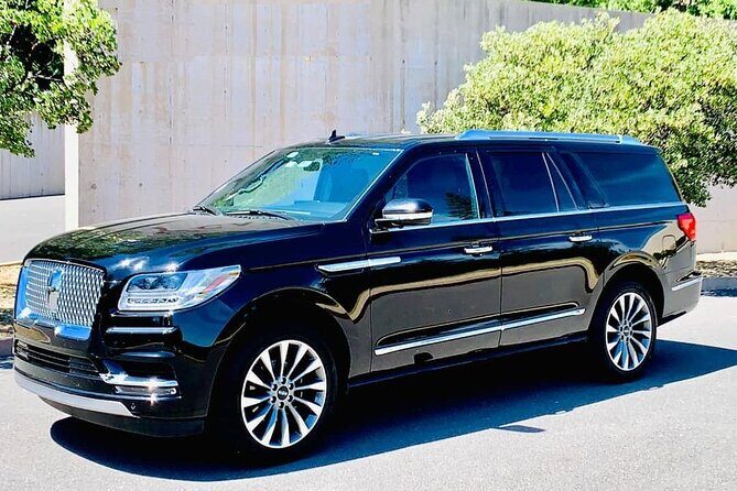 Private Transfer Las Vegas Airport LAS to Las Vegas by Luxury SUV - Key Points