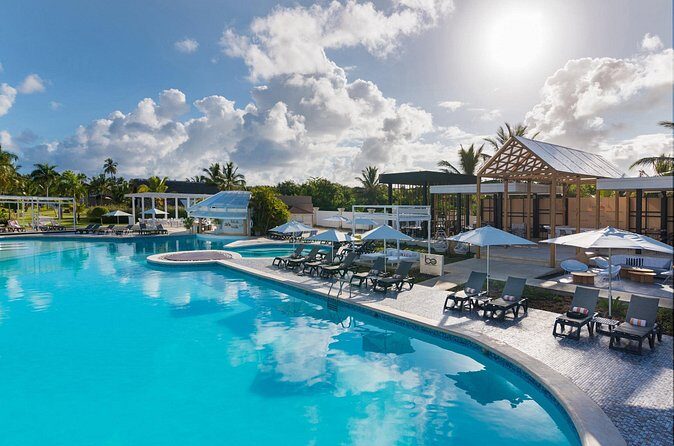 Private Transfer Punta Cana Airport to/from Catalonia Royal Bavaro - Who This Transfer Is Best For