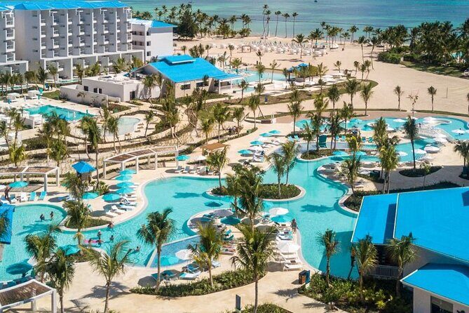 Private Transfer Punta Cana Airport to/from Dreams cap Cana - The Experience: What to Expect from Your Transfer