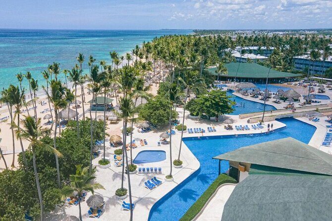 Private Transfer Punta Cana Airport to/from Grand Sirenis Punta Cana - The Sum Up