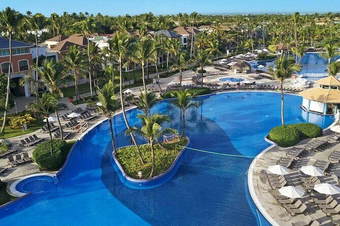 Private Transfer Punta Cana Airport to from Ocean Blue and Sand - What You Can Expect on the Day of Your Transfer