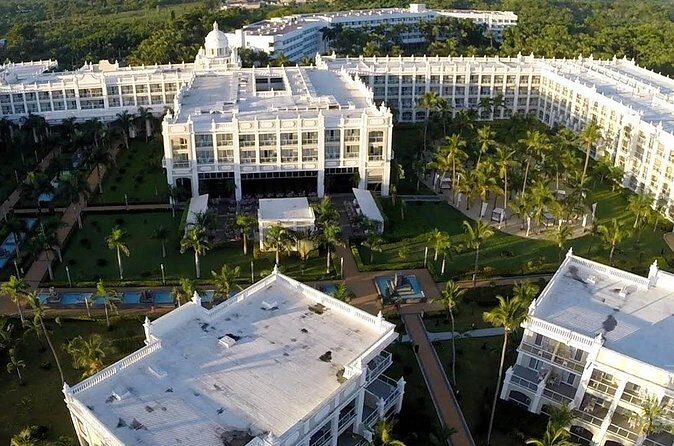 Private Transfer Punta Cana Airport to/from Riu Palace Bavaro - The Sum Up