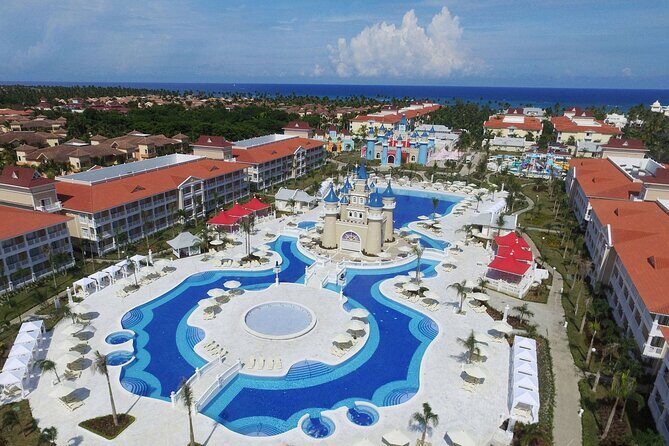 Private Transfer Punta Cana Airport to or from Bahia Principe Fantasia - Comprehensive Review of the Private Transfer from Punta Cana Airport to Bahia Principe Fantasia