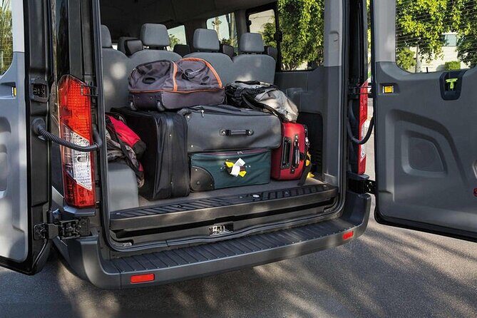 Private Transfer Theme Park Hotels to Orlando Airport by Bus/Limo - An In-Depth Look at the Experience