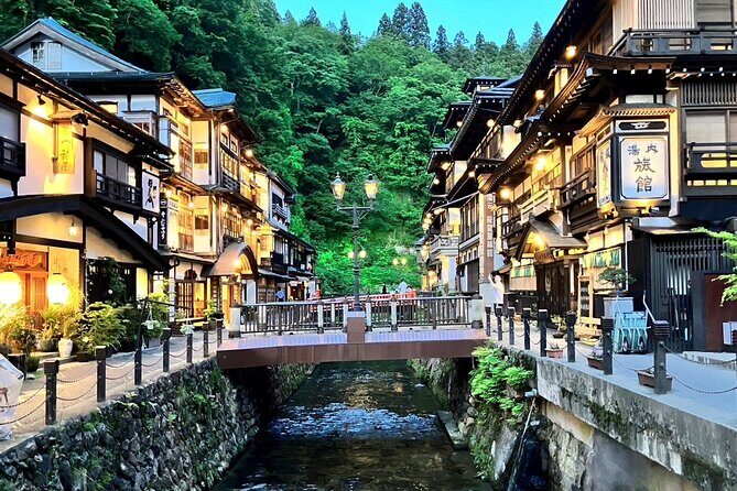 Private Transfer to Ginzan Onsen from Oishida Station - Key Points