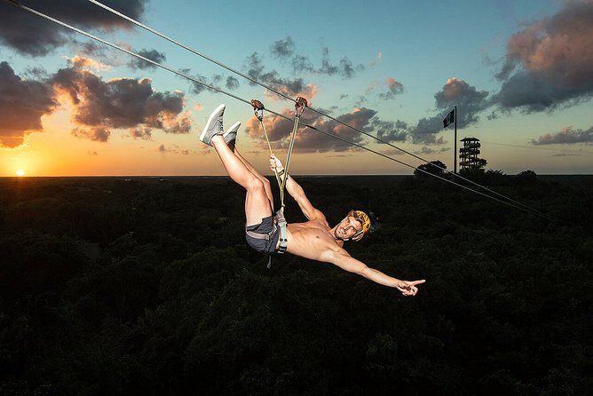 Private Transfer to Xplor/Xplor fire/Xenses, roundtrip from PDC - What the Reviews Tell Us