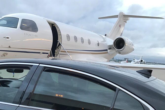 Private Transfer: Toronto Pearson Airport or Richmond Hill Black Car Service - An In-Depth Look at the Private Transfer Experience