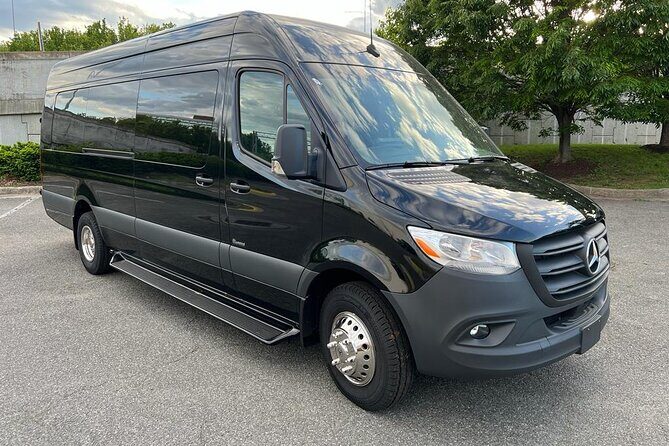 Private Transfer Washington Dc Dulles IAD Airport - The Experience: Comfort, Style, and Practicality