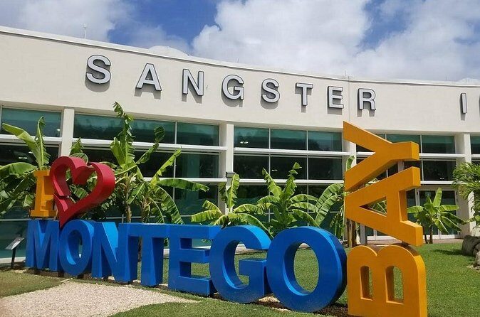 Private Transfers from Montego Bay Airport to Runaway Bay Hotels - Timing, Reliability, and Price: Is It Worth It?