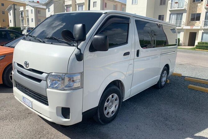 Private Transfers  Punta Cana Airport to Bávaro Hotels - A Closer Look at the Tour Experience