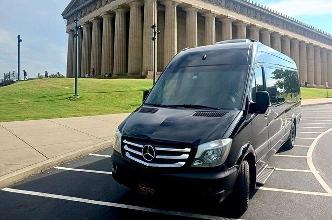 Private Transportation from BNA to Knoxville for 6-13 Passengers - The Practical Details of This Knoxville-Nashville Transfer