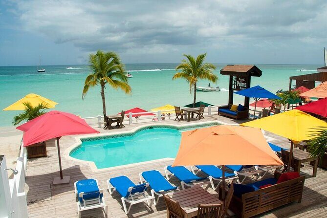 Private Transportation from Montego Bay Airport to Negril hotels - Who Should Book This Service?