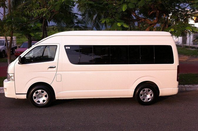 Private Transportation from the Zihuatanejo Airport to your hotel in Ixtapa - What the Experience Looks Like