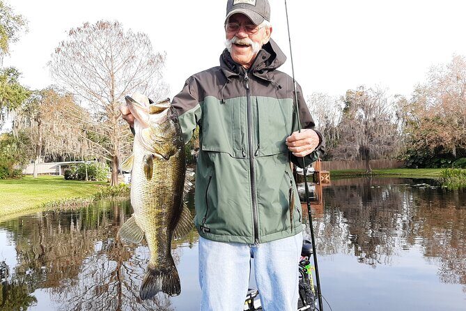Private Trophy Bass Harris Chain of Lakes Fishing Charter - FAQs