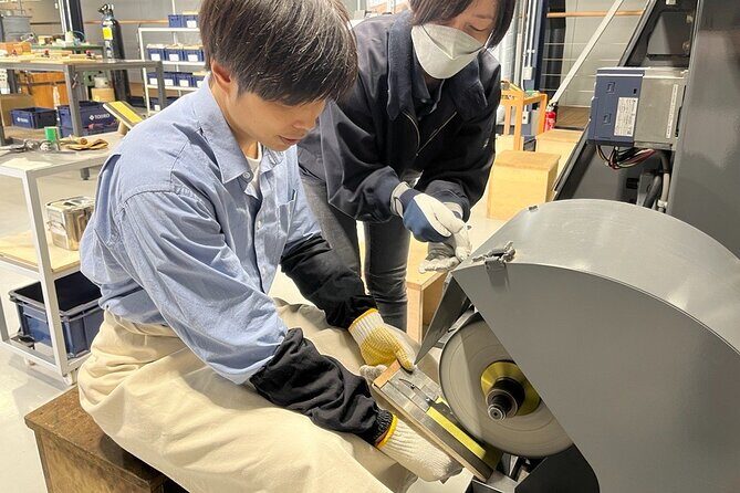 Private Tsubame Sanjo Fruit Knife Making Tour with Licensed Guide - Key Points