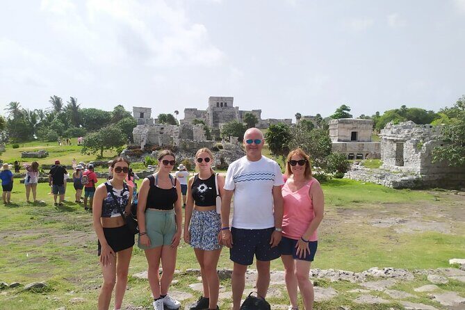 Private Tulum and Beach Experience - Exploring the Tulum Archaeological Site