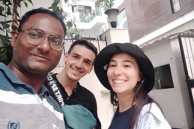 Private Udaipur City Tour With a Professional Guide and Chauffeur - Setting the Scene in Udaipur: What to Expect
