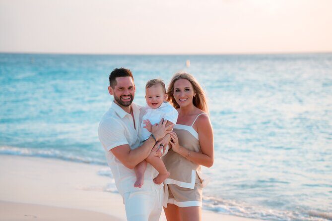 Private Vacation Photoshoot with Photographer in Aruba - Who Would Love This Experience?