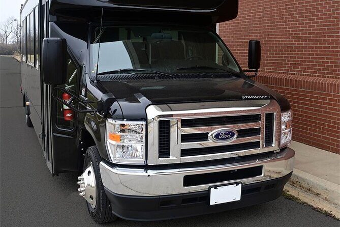 Private Van or Bus Arrival from Ottawa Airport YOW to Ottawa City - An In-Depth Look at the Transfer Experience