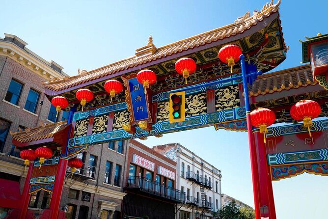 Private | Victoria City Highlights Walking Tour | 2-Hour - Key Points