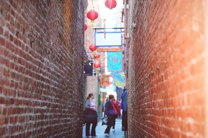 Private | Victoria City Highlights Walking Tour | 2-Hour - Practical Details and Tips