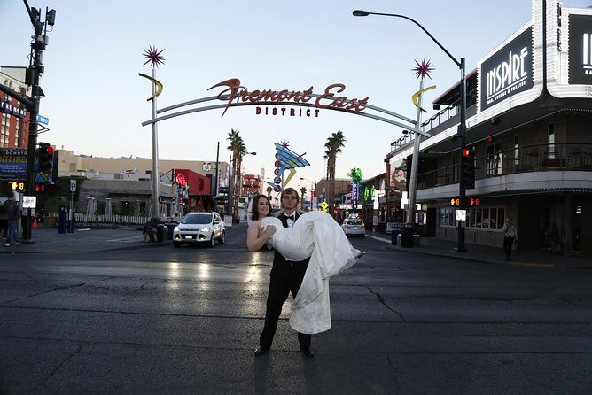 Private Vintage Vegas Walking Photo Tour - Introducing the Private Vintage Vegas Walking Photo Tour