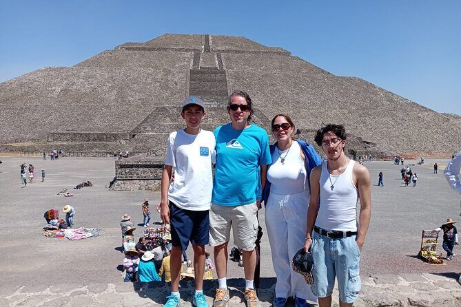 Private VIP Tour Pyramids of Teotihucan and Basilica - Best Rated - Additional Cultural Site: Tlatelolco