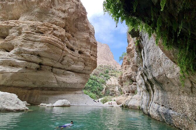 Private Wadi Tiwi - Bimmah Sinkhole - White Sand Beach - Full Day Tour - The Sum Up: Is this Tour Right for You?