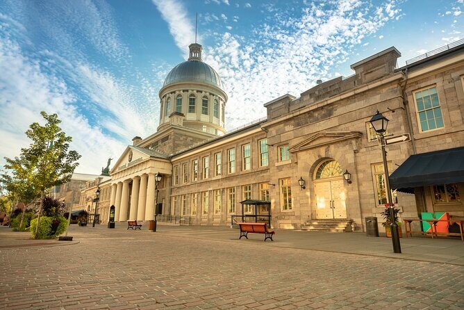 Private Walking Tour in Old Montreal Christmas Magic - Who Should Consider This Tour?