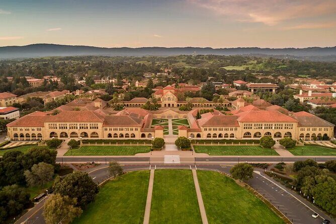 Private Walking Tour in Stanford University - A Practical Guide to the Stanford University Private Walking Tour