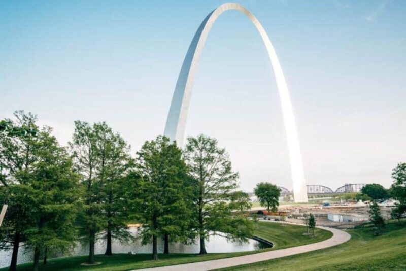 Private Walking Tour of Saint Louis' Fascinating History - Key Points