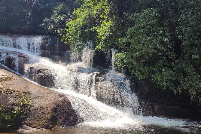 Private Waterfalls and Still Jeep 4x4 6hrs by Jango Paraty - Key Points