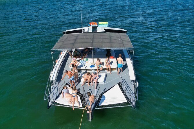 Private Yacht Charter ChicaFUN 4 All Inclusive - Analyzing the Cost and Value