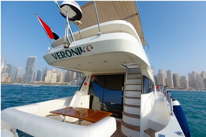 Private Yacht Cruising Rental from Dubai Marina - Who Will Love This Experience?
