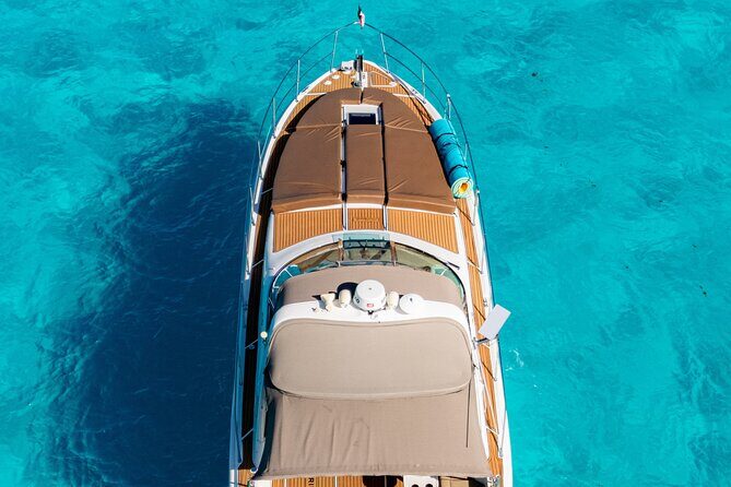 Private Yacht Rental Cancun Up to 15 passengers Isla Mujeres - What It’s Like on Board
