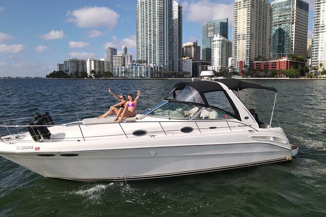 Private Yacht Rental in Miami Up to 12 People - An In-Depth Look at the Miami Yacht Experience