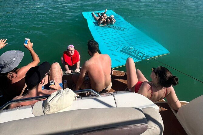 Private Yacht Rental in Miami Up to 12 People - The Sum Up